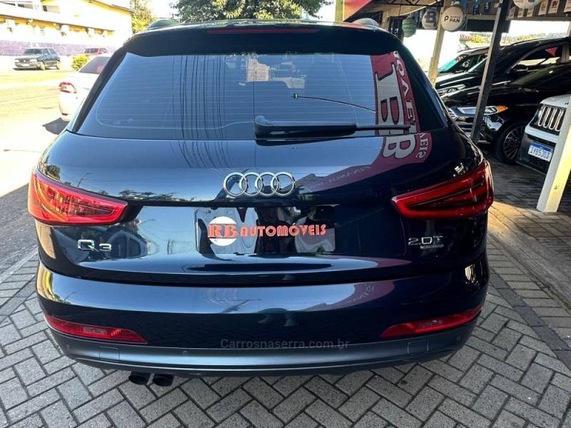 AUDI - Q3 - 2015/2015 - Azul - R$ 94.900,00