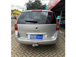 RENAULT - MÉGANE - 2011/2012 - Prata - R$ 36.900,00