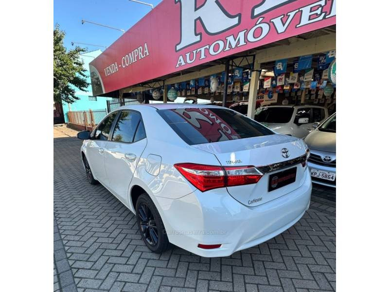TOYOTA - COROLLA - 2017/2017 - Branca - R$ 96.900,00