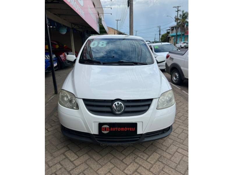 VOLKSWAGEN - FOX - 2008/2008 - Branca - R$ 25.900,00