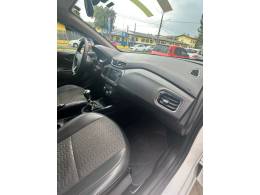 CHEVROLET - ONIX - 2016/2017 - Branca - R$ 59.900,00