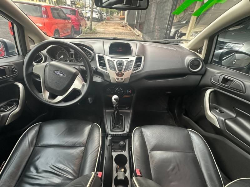 FORD - FIESTA - 2011/2011 - Cinza - R$ 37.900,00