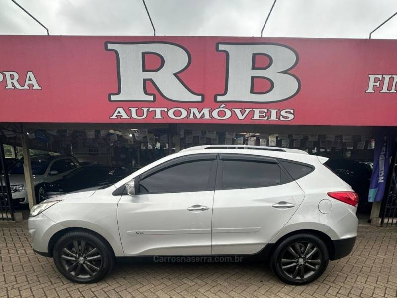 HYUNDAI - IX35 - 2012/2013 - Prata - R$ 69.900,00