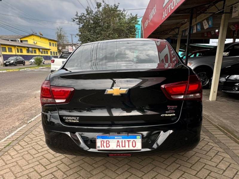 CHEVROLET - COBALT - 2018/2019 - Preta - R$ 65.900,00
