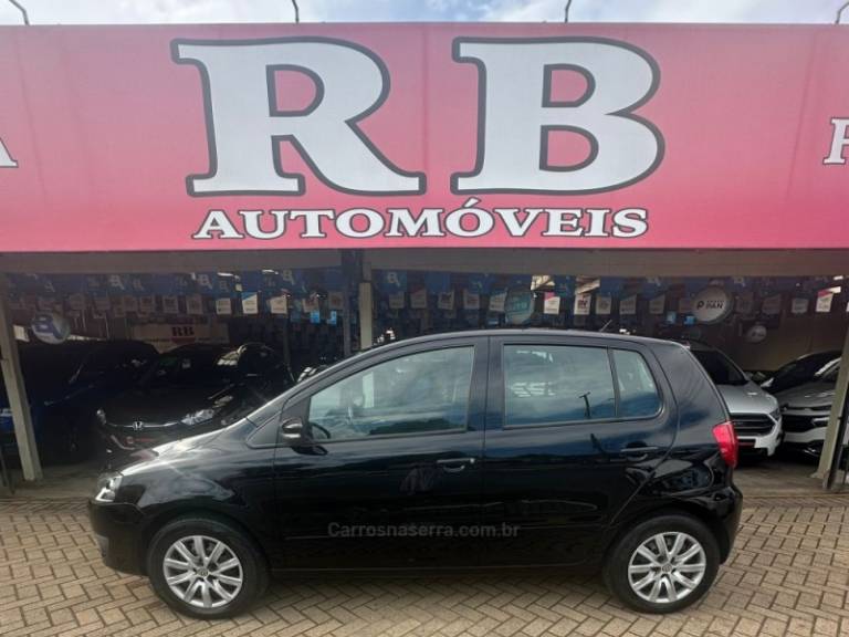 VOLKSWAGEN - FOX - 2011/2011 - Preta - R$ 34.900,00