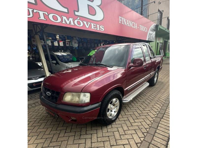 CHEVROLET - S10 - 1996/1996 - Vinho - R$ 29.900,00