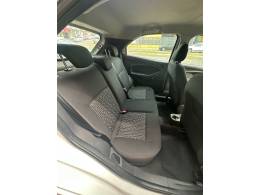 FORD - KA - 2017/2017 - Branca - R$ 44.900,00