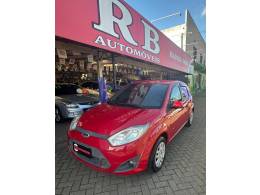 FORD - FIESTA - 2014/2014 - Vermelha - R$ 35.900,00