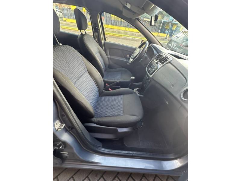 RENAULT - SANDERO - 2014/2015 - Cinza - R$ 38.900,00