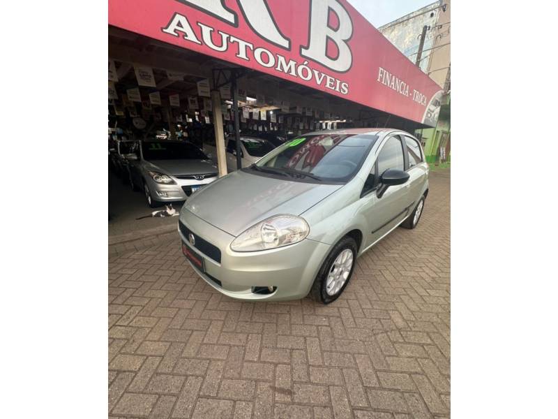 FIAT - PUNTO - 2009/2010 - Verde - R$ 33.900,00