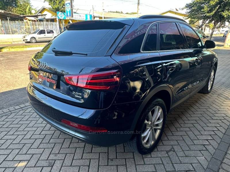 AUDI - Q3 - 2015/2015 - Azul - R$ 94.900,00