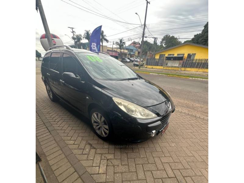 PEUGEOT - 307 - 2008/2008 - Preta - R$ 24.900,00