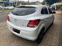 CHEVROLET - ONIX - 2016/2016 - Branca - R$ 49.900,00