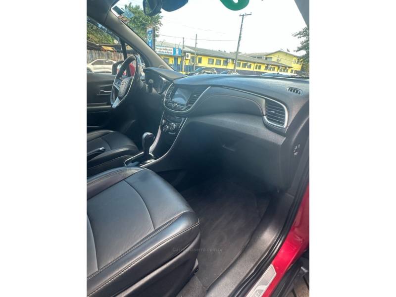 CHEVROLET - TRACKER - 2019/2019 - Vermelha - R$ 96.900,00