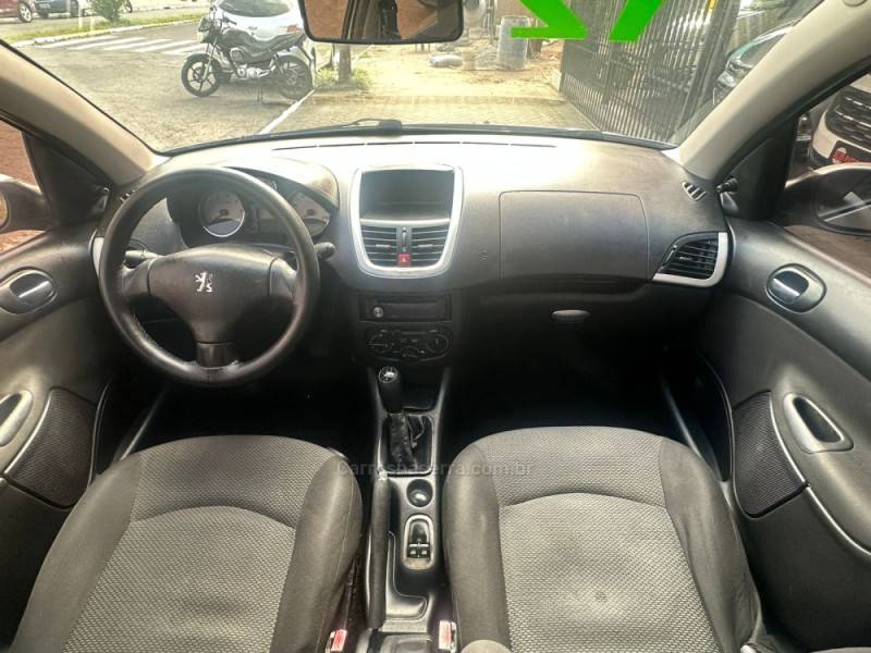 PEUGEOT - 207 - 2012/2012 - Bege - R$ 26.900,00