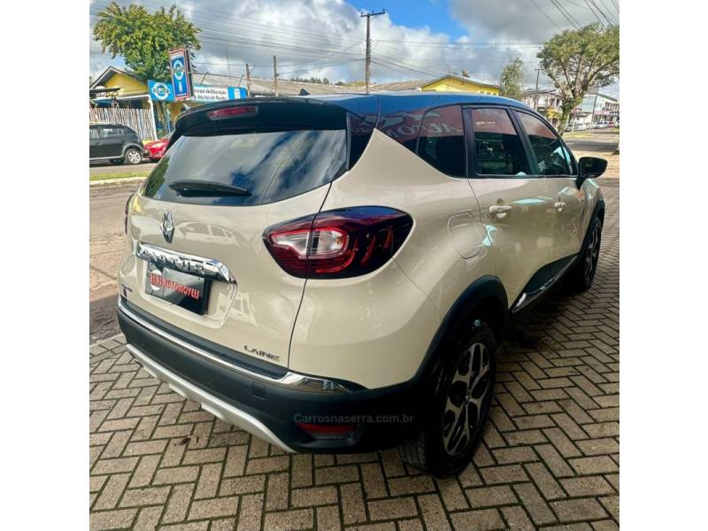RENAULT - CAPTUR - 2019/2019 - Branca - R$ 78.900,00