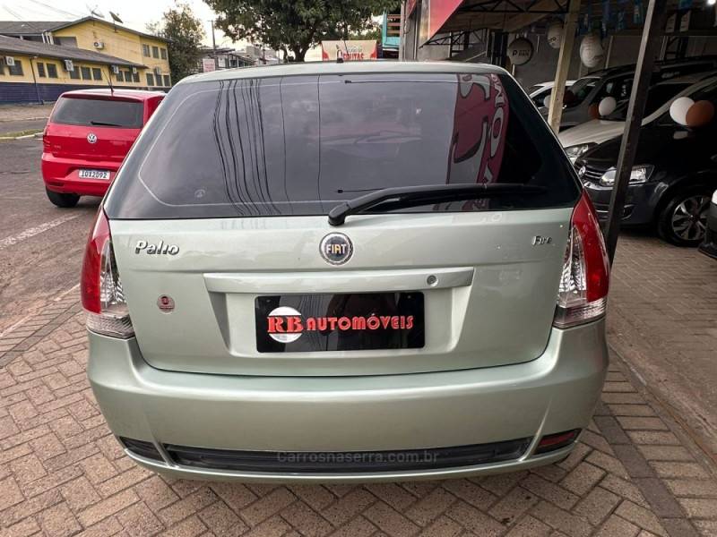 FIAT - PALIO - 2006/2007 - Verde - R$ 22.900,00
