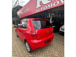 VOLKSWAGEN - FOX - 2011/2011 - Vermelha - R$ 35.900,00