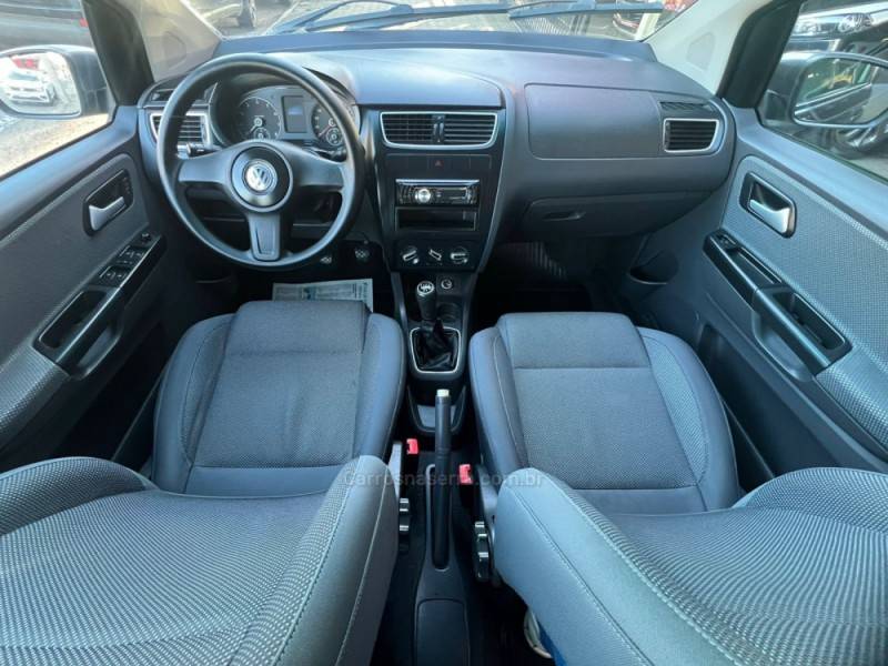 VOLKSWAGEN - FOX - 2012/2012 - Cinza - R$ 34.900,00
