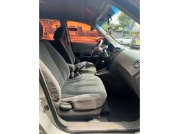 HYUNDAI - TUCSON - 2011/2011 - Prata - R$ 46.900,00