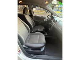 VOLKSWAGEN - SPACEFOX - 2012/2013 - Branca - R$ 45.900,00
