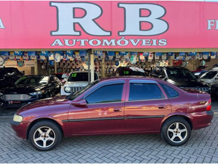 CHEVROLET - VECTRA - 1997/1997 - Vermelha - R$ 17.900,00