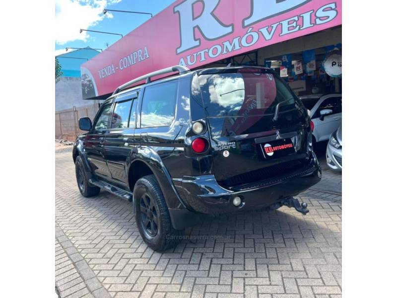 MITSUBISHI - PAJERO - 2007/2007 - Preta - R$ 49.900,00