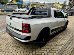 VOLKSWAGEN - SAVEIRO - 2014/2014 - Branca - R$ 67.900,00