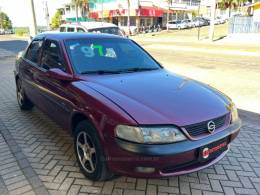 CHEVROLET - VECTRA - 1997/1997 - Vermelha - R$ 17.900,00
