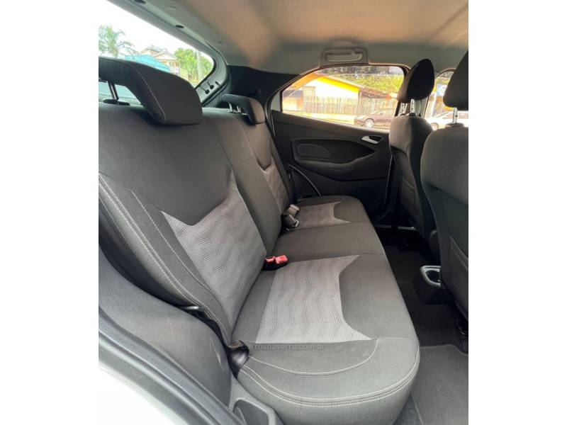 FORD - KA - 2015/2015 - Branca - R$ 44.900,00