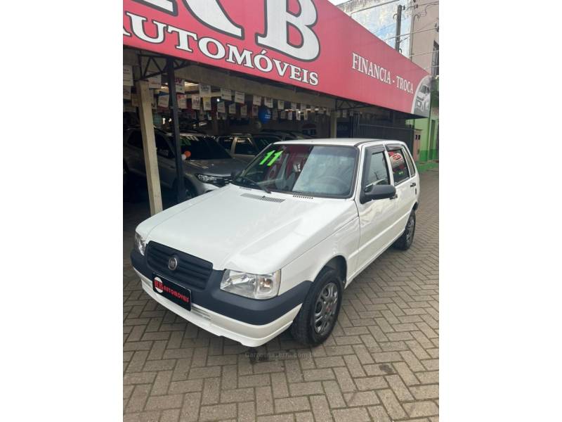 FIAT - UNO - 2011/2011 - Branca - R$ 23.900,00