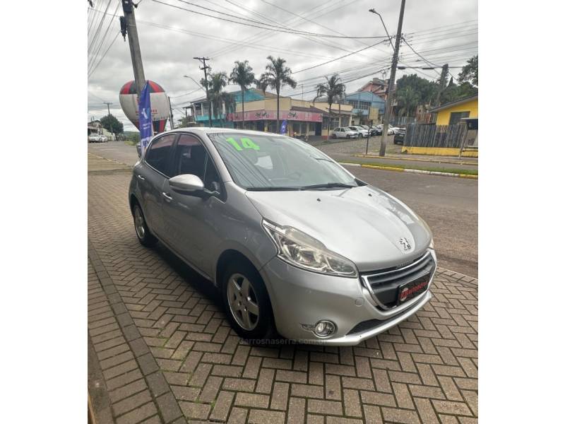 PEUGEOT - 208 - 2014/2014 - Cinza - R$ 38.900,00