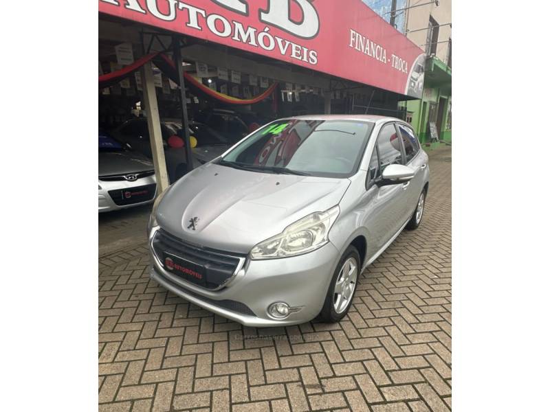 PEUGEOT - 208 - 2014/2014 - Cinza - R$ 38.900,00