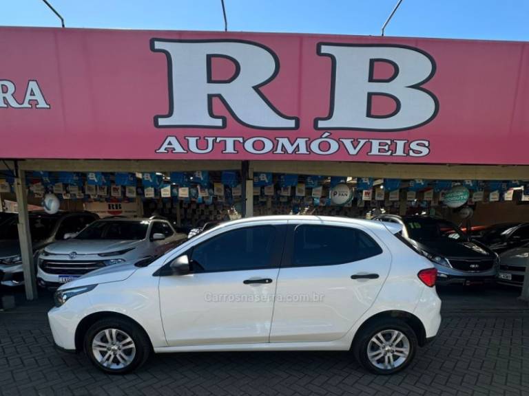 FIAT - ARGO - 2023/2023 - Branca - R$ 66.900,00