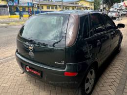 CHEVROLET - CORSA - 2011/2011 - Verde - R$ 35.900,00