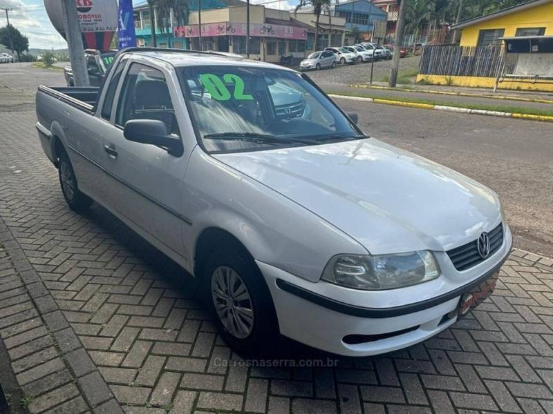 VOLKSWAGEN - SAVEIRO - 2002/2002 - Branca - R$ 28.900,00