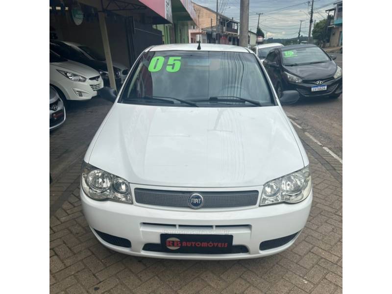 FIAT - PALIO - 2005/2005 - Branca - R$ 25.900,00