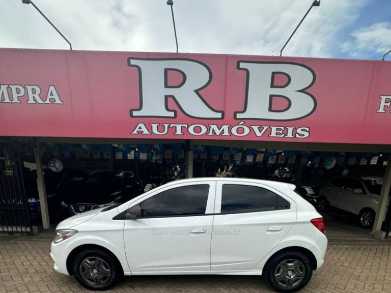CHEVROLET - ONIX - 2016/2016 - Branca - R$ 49.900,00