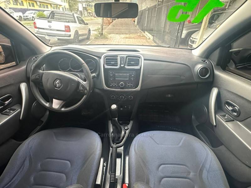 RENAULT - SANDERO - 2015/2015 - Preta - R$ 43.900,00