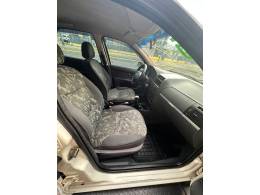 FIAT - PALIO - 2005/2005 - Branca - R$ 23.900,00