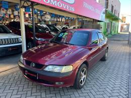 CHEVROLET - VECTRA - 1997/1997 - Vermelha - R$ 17.900,00