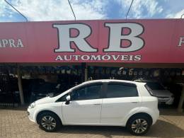FIAT - PUNTO - 2017/2017 - Branca - R$ 49.900,00