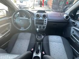 FORD - FIESTA - 2014/2014 - Vermelha - R$ 35.900,00