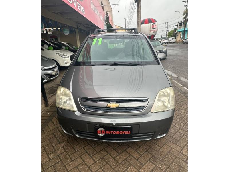 CHEVROLET - MERIVA - 2011/2011 - Cinza - R$ 35.900,00
