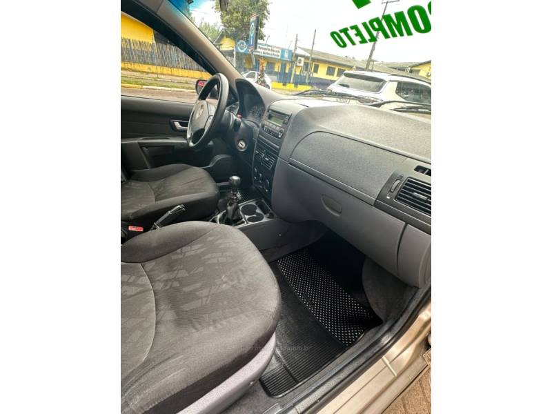 FIAT - SIENA - 2011/2011 - Cinza - R$ 37.900,00