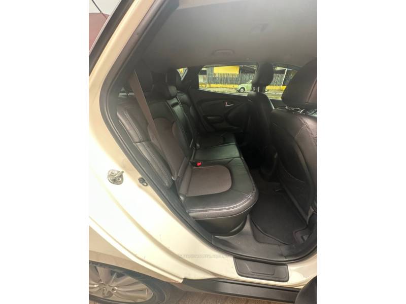 HYUNDAI - IX35 - 2015/2015 - Branca - R$ 76.900,00